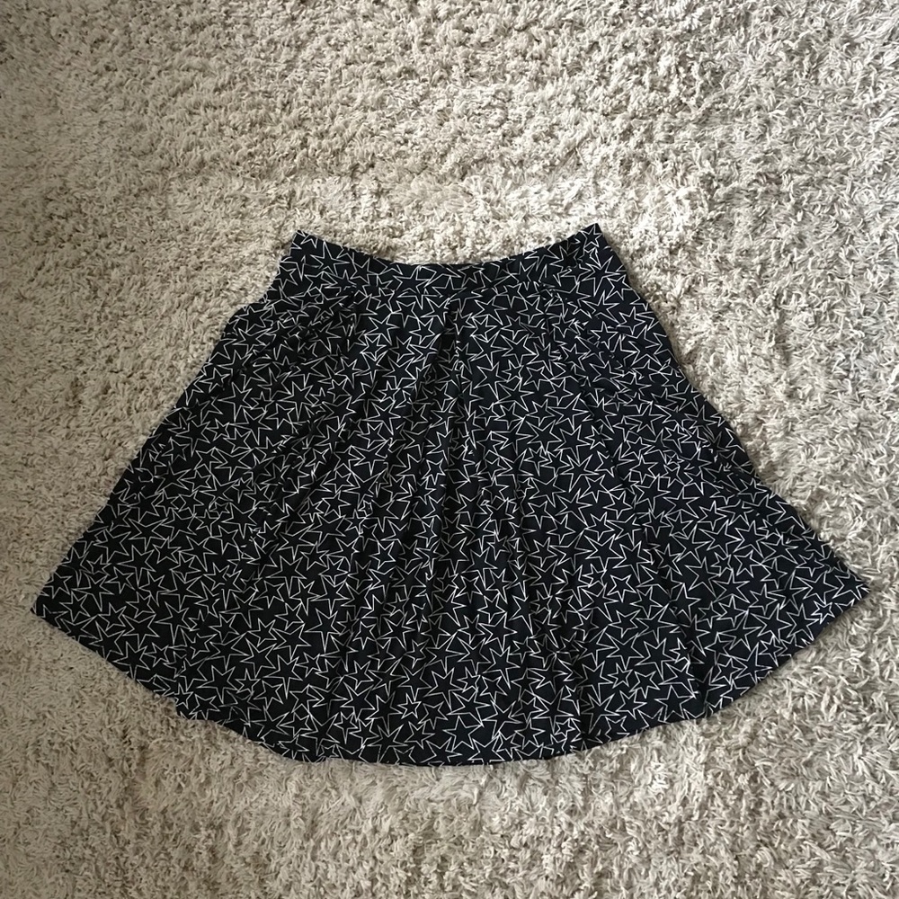 XL Lularoe Madison Pleated Star Skirt with Pockets
